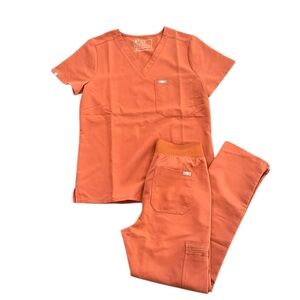 Figs Orange and Pink Small Scrub Set